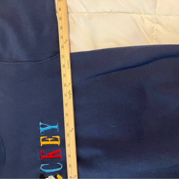 Vintage Mickey Embroidered Sweatshirt GENUS Made USA Navy Crewneck 90s Disney L - Picture 7 of 7